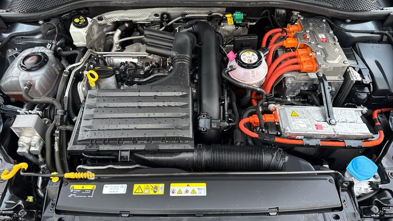 2022 Cupra Leon 1.4 eHybrid VZ2 5dr DSG (Heated Steering Wheel)(Na Hybrid