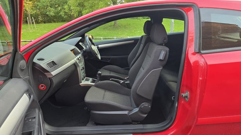 Vauxhall Astra 1.8 Sri XP Exterior Pack dual fuel lpg gas 98k fsh long mot 59 reg - Image 10