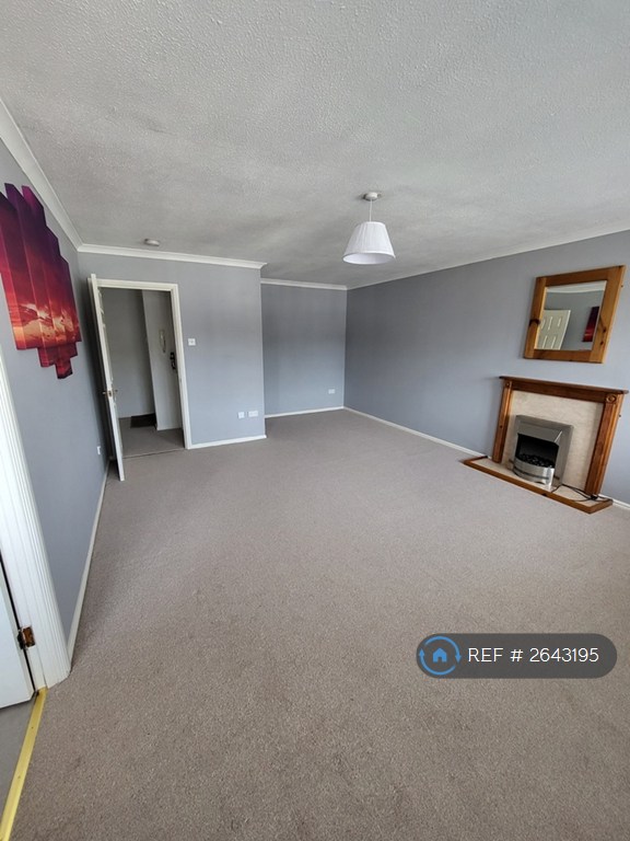 2 bedroom flat in Ladyknowe Court, Moffat, DG10 (2 bed) (#2643195)