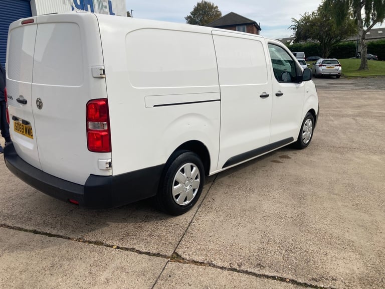 2019 Vauxhall Vivaro 2900 1.5d 100PS Dynamic H1 Van PANEL VAN Diesel Manual