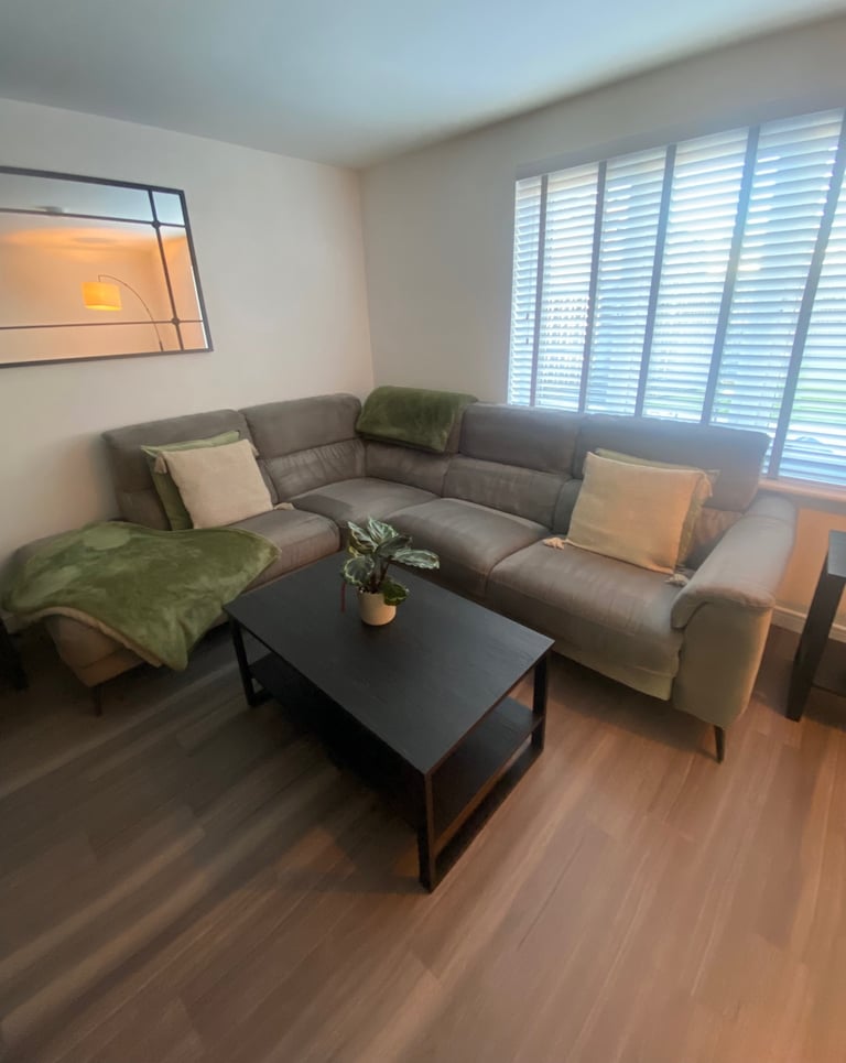 image for Left-Hand Grey Chaise Long 5-Seater Couch (Originally From Sofology)