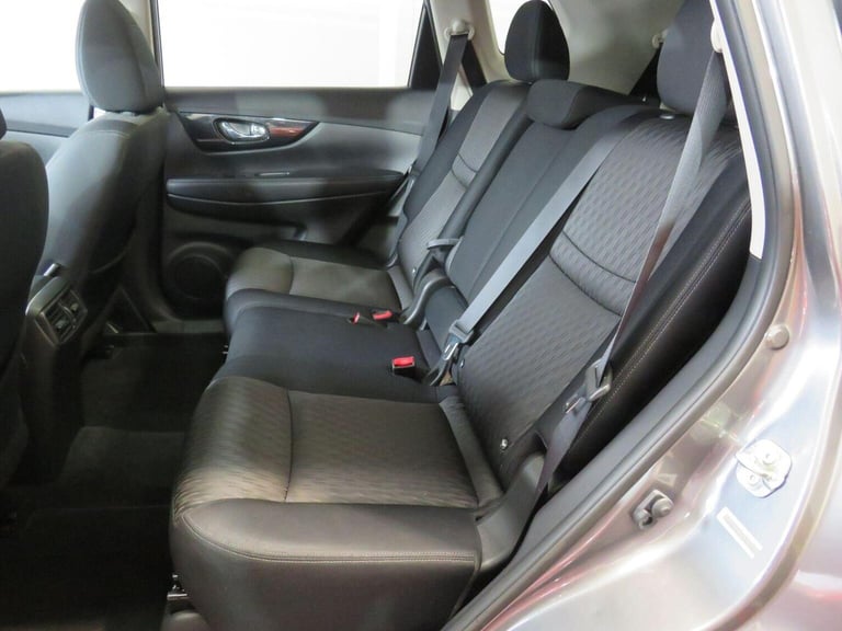 NISSAN X-TRAIL 1.7 dCi N-Connecta Euro 6 (s/s) 5dr Grey Manual Diesel 2019