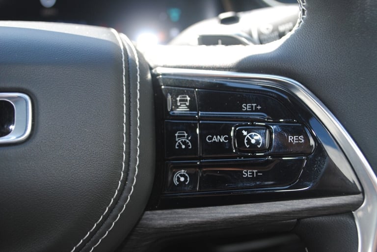 2023 Jeep Grand Cherokee 2.0 Turbo 4xe PHEV Overland 5dr Auto Station Wagon Petrol Parallel PHEV ...