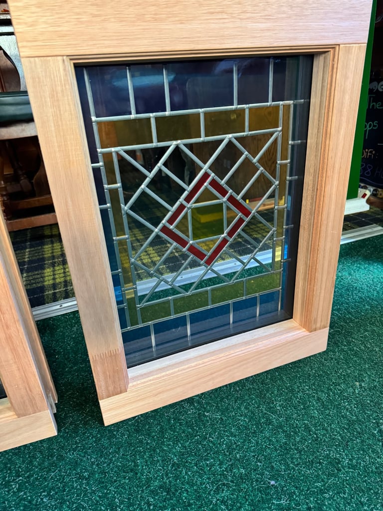 Hardwood stained glass windows 