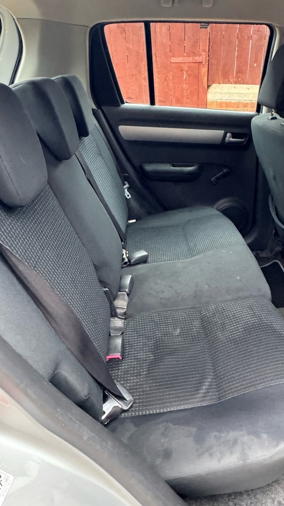 Suzuki, SWIFT, Hatchback, 2007, Manual, 1328 (cc), 5 doors