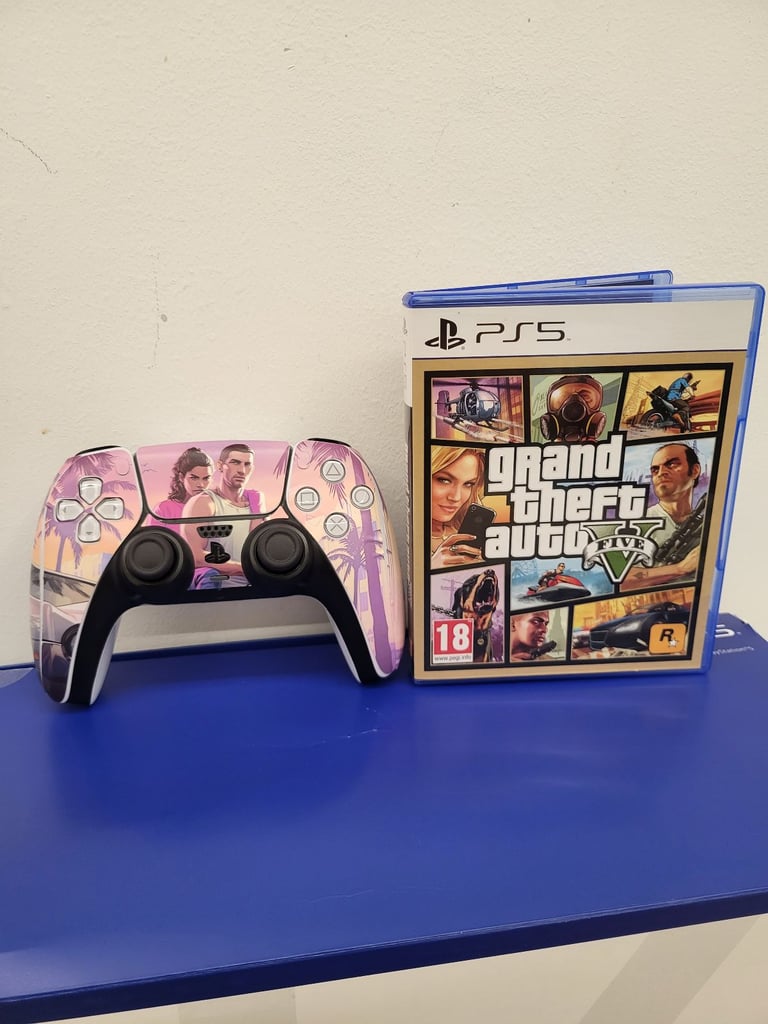 Ps5 slim disc with controller 