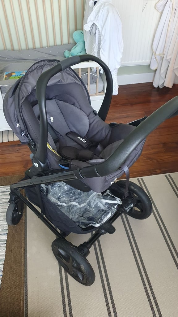 Joie travel system - buggy/pram/car seat. 