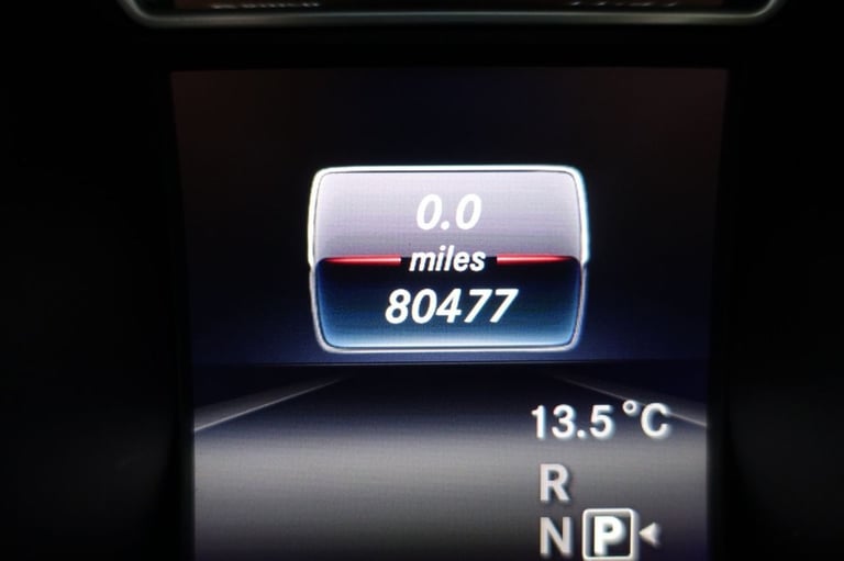 2016 Mercedes-Benz GLA GLA 200d AMG Line 5dr Auto [Executive] ESTATE DIESEL Automatic