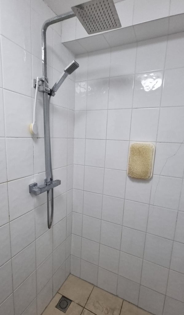🏡 Studio for Rent – Worcester Park