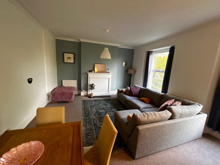 Spacious Redland One Bedroom Flat 