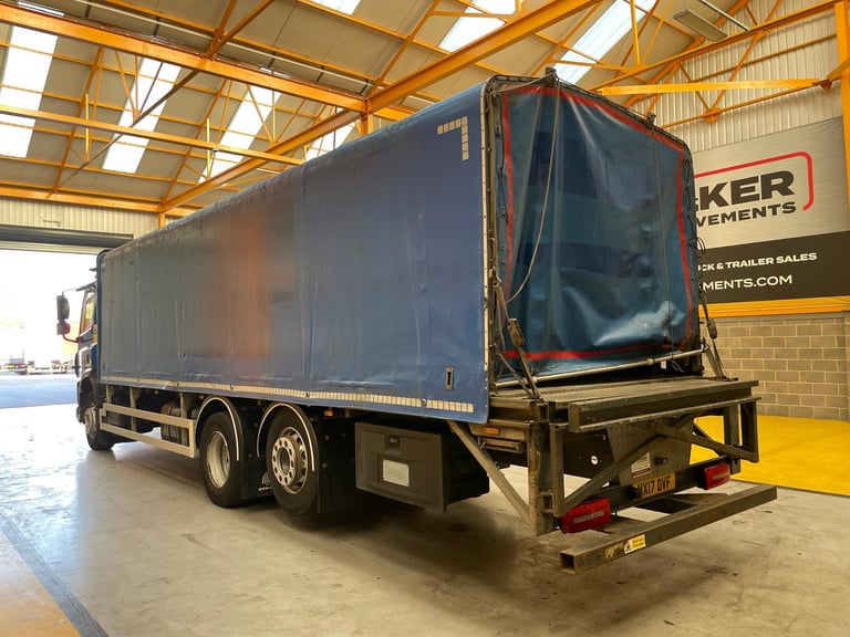 DAF CF330 *EURO 6*, 6X2 CURTAINSIDER/STEEL CARRIER - 2017 - MX17 DVF