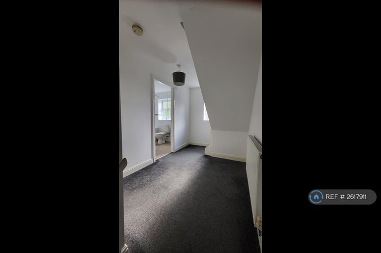 3 bedroom house in Mill Lane, Beverley, HU17 (3 bed) (#2617911)