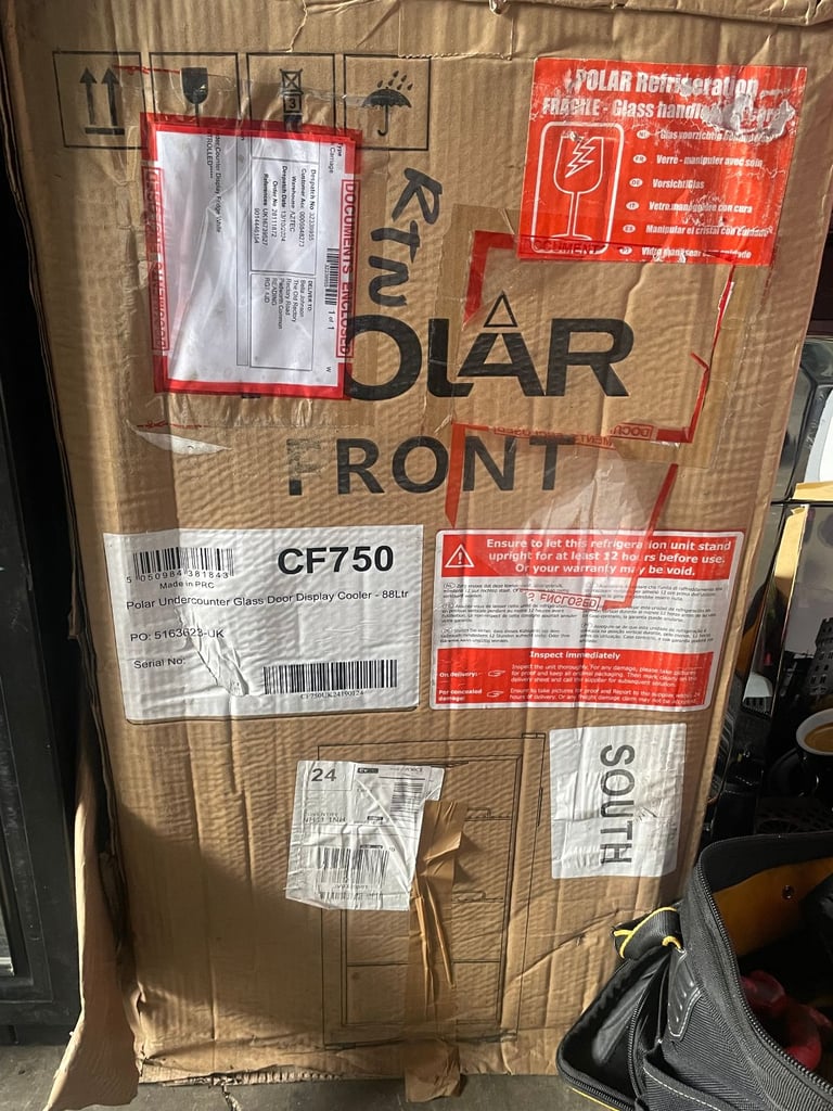 Polar C-Series Under Counter Display Fridge White - BRAND NEW- LOW ENERGY