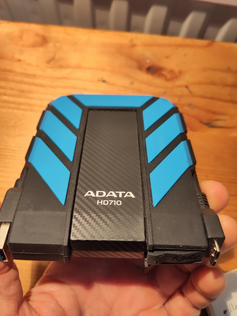 External hard drive 2Tb ADATA
