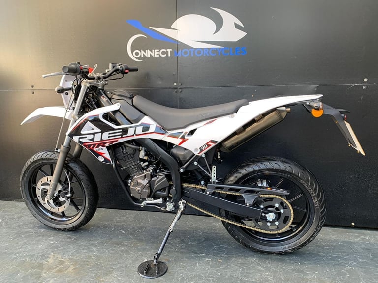 RIEJU MRT 125 cc 2025 VERY LOW MILEAGE HPI CLEAR 125cc SUPERMOTO 339 MILES!!