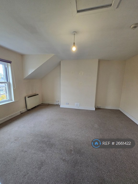 1 bedroom flat in Cold Bath Road, Harrogate, HG2 (1 bed) (#2661422)