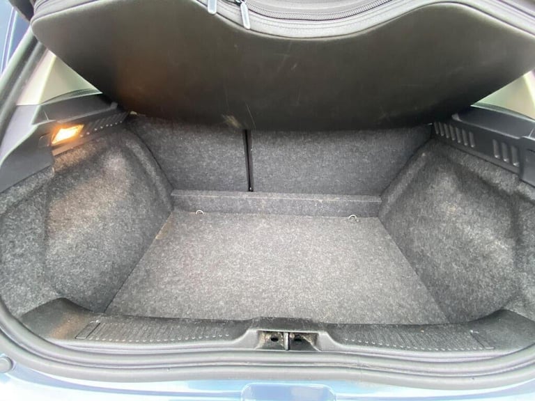 2007 Renault Clio 1.6 VVT Initiale 5dr HATCHBACK PETROL Manual