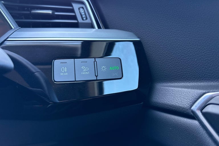 2022 Audi e-tron 50 Technik Sportback 5dr Electric Auto quattro 71.2kWh (11kW Charger) (313 ESTAT...