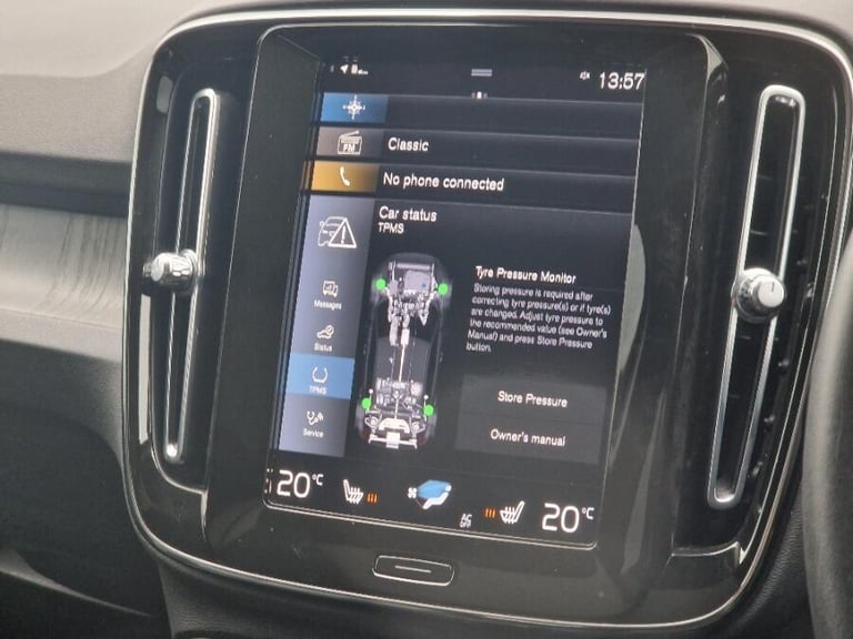 2022 Volvo XC40 2.0 B4 MHEV Inscription Pro SUV 5dr Petrol Hybrid DCT Auto AWD Euro 6 (s/s) ESTAT...