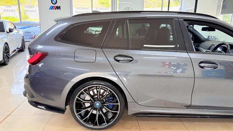 2021 BMW 3 Series 2.0 330e 12kWh M Sport Touring Auto Euro 6 (s/s) 5dr Estate PETROL/ELECTRIC Aut...