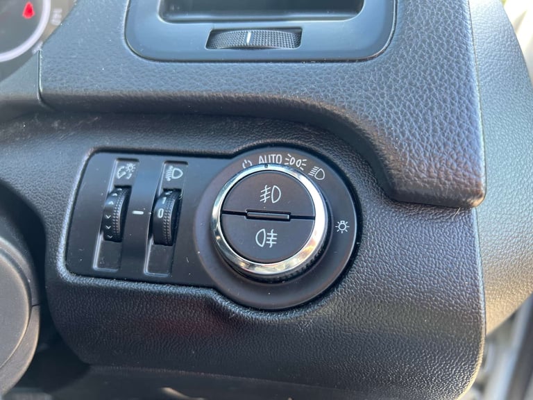 2014 Vauxhall Insignia 2.0 Insignia Tech Line CDTi ecoFLEX S/S 5dr Estate Diesel Manual