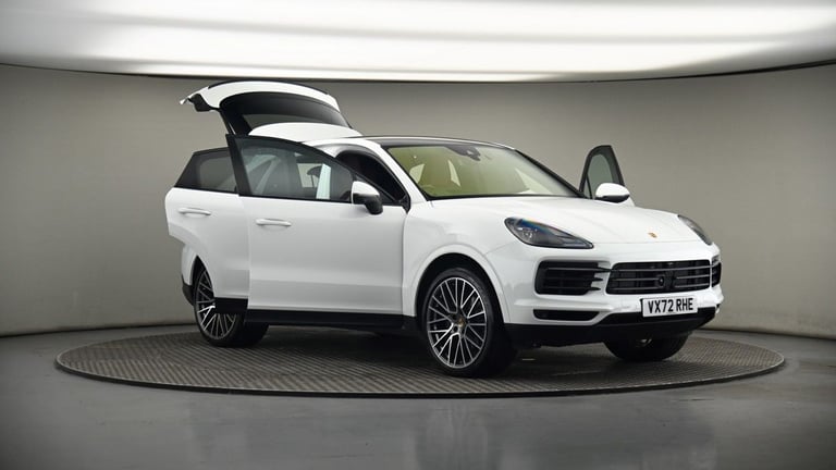 2022 Porsche Cayenne 3.0T V6 Platinum Edition TiptronicS 4WD Euro 6 (s/s) 5dr Coupe Petrol Automatic