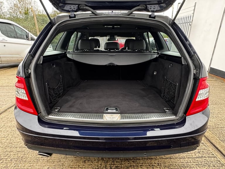 2010 60 MERCEDES-BENZ C-CLASS 2.1 C220 CDI BLUEEFFICIENCY SPORT ESTATE 5DR DIESE