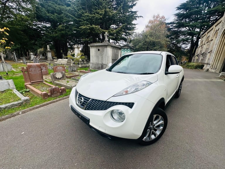 2013 Nissan Juke 1.6 Tekna CVT Euro 5 5dr HATCHBACK Petrol Automatic