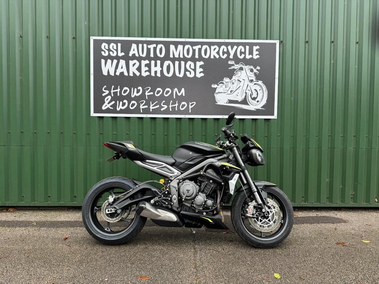 Triumph Street Triple 765 RS 2020 Grey 2500 miles 2 Owners Lovely Example 