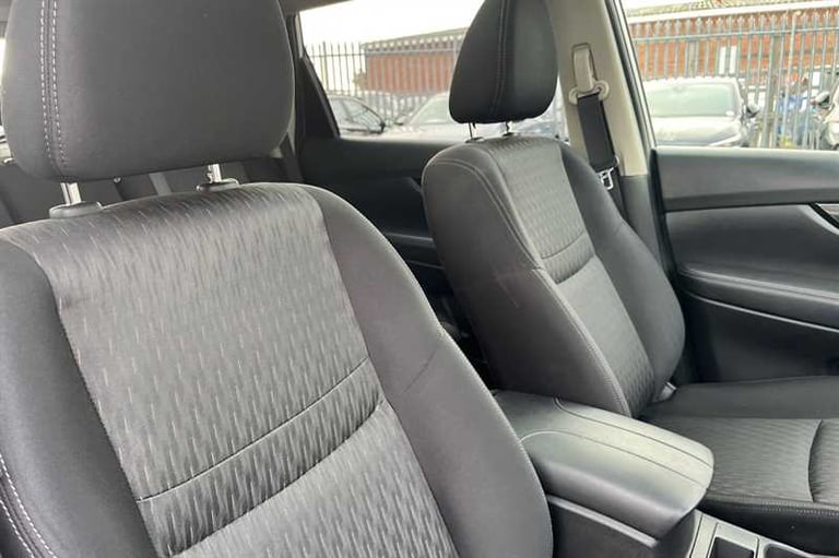 2018 Nissan X-Trail 1.6 DiG-T N-Connecta 5dr [7 Seat] ESTATE PETROL Manual