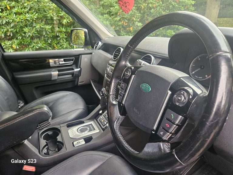 2013 Land Rover Discovery 3.0 SDV6 255 HSE 5dr Auto ESTATE DIESEL Automatic