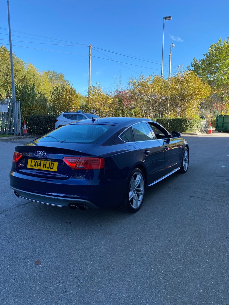Audi, A5, Hatchback, 2014, Semi-Auto, 2995 (cc), 5 doors