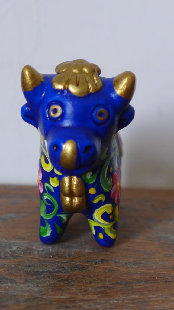 COLLECTABLE: TORITO DE PUCARÁ. MAGICAL PUCARA BULL. PERUVIAN PUCARA. HAND-PAINTED. SMALL. AS NEW.