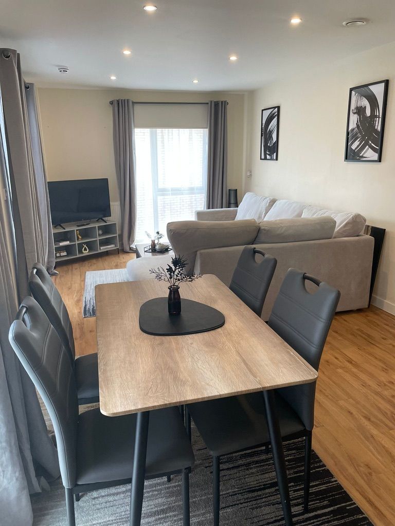 Short Term Stays in London Tottenham 2BR