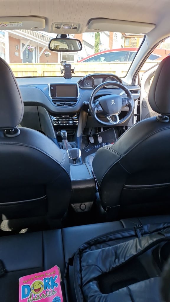 Peugeot, 2008, Hatchback, 2014, Manual, 1199 (cc), 5 doors