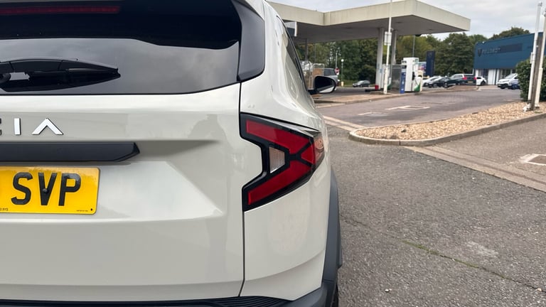 2024 Dacia Duster 1.6 Hybrid 140 Journey 5dr Auto HATCHBACK PETROL/ELECTRIC Automatic