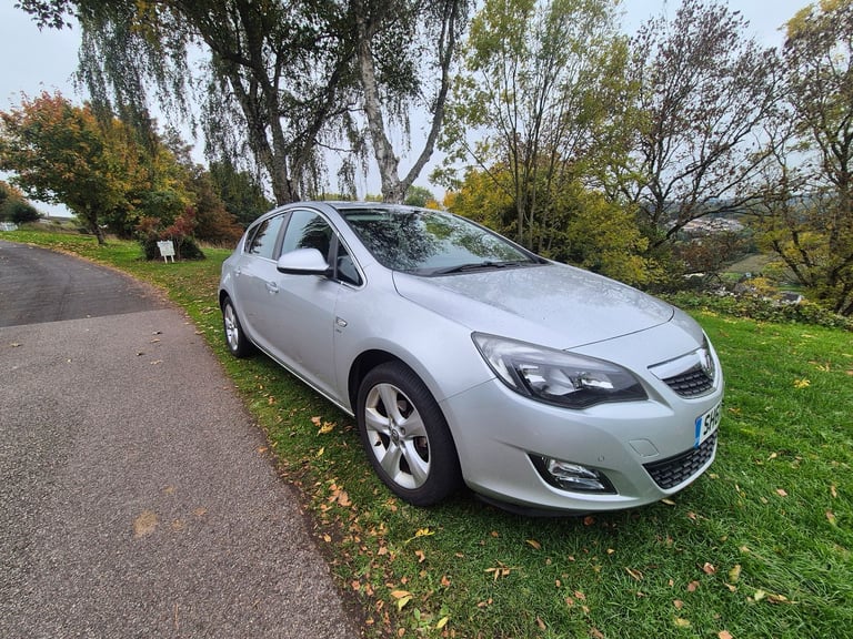 Vauxhall, ASTRA, Hatchback, 2011, Manual, 1398 (cc), 5 doors
