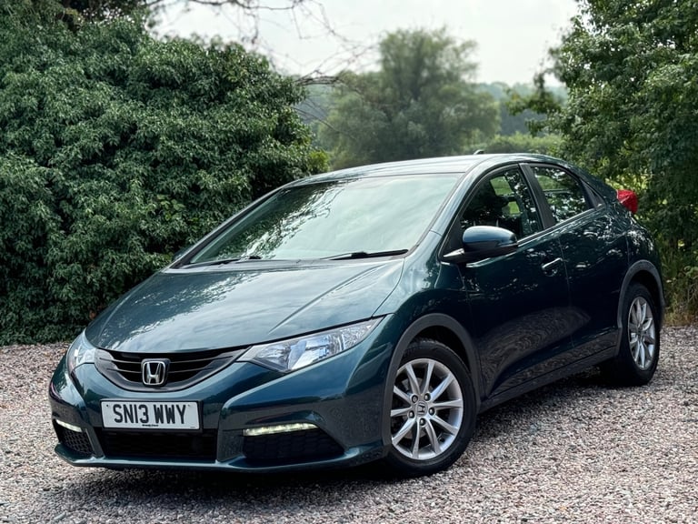 image for 2013 HONDA CIVIC 1.4 i-VTEC SE, LOW MILEAGE, LONG MOT JULY 2026, APPLE CAR PLAY