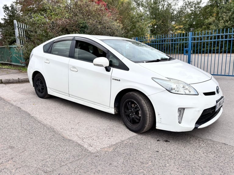 2019 Toyota Prius  HYBRID ELECTRIC Manual