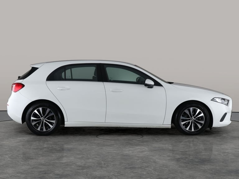 2021 Mercedes-Benz A-Class A180 SE 5dr HATCHBACK PETROL Manual