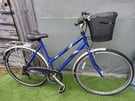 Raleigh bike size 28&quot; wheels 21&quot; frame 6 gears 