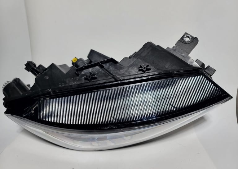 Headlight Vw id 4 LED IQ Complete Right
