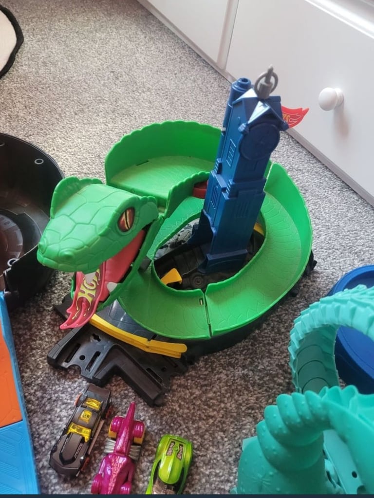 Over 50 pieces assorted toys for sale.