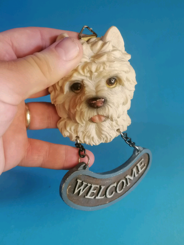 5,5 inch. (welcome). Dogs sculpture. 