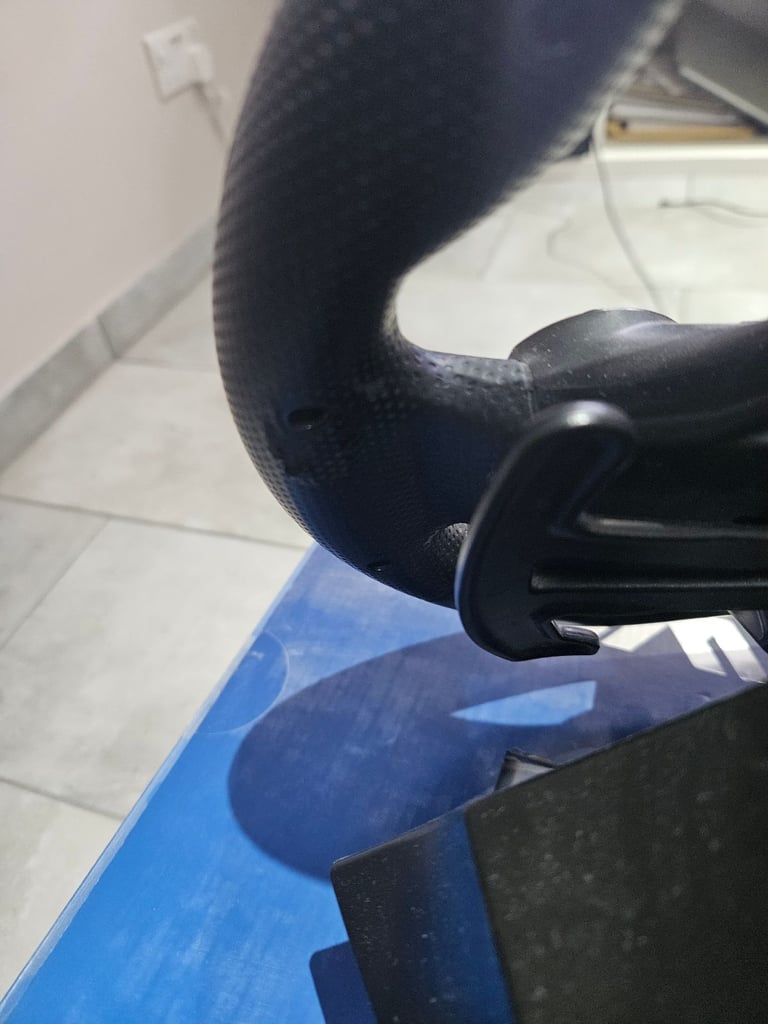 PlayStation 4 500gb with hori apex wheel and 23games