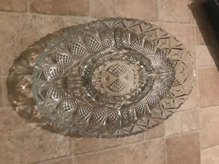 image for CUT GLASS CRUDITIES 