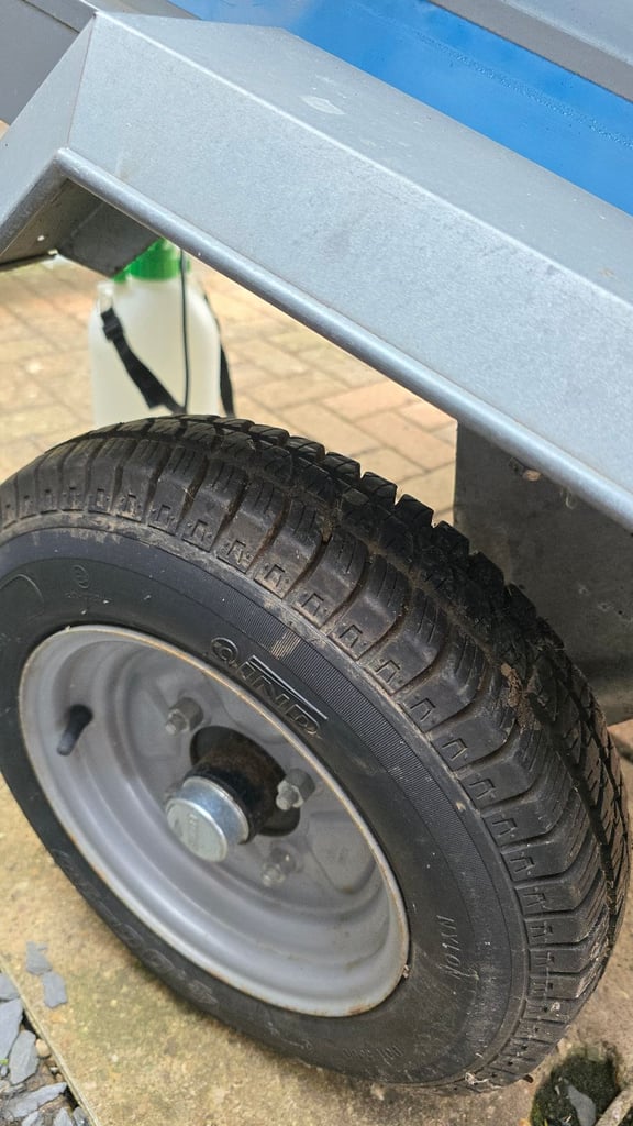 Maypole SY150 trailer