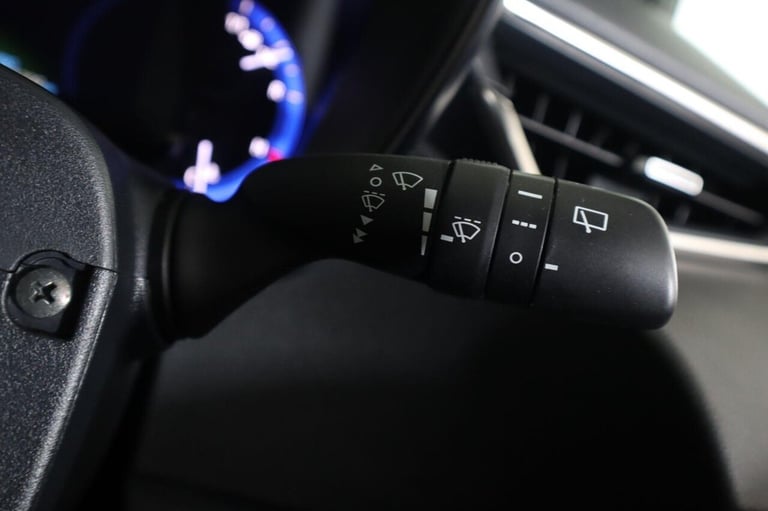 2021 Toyota Corolla 1.8 VVT-h Icon Tech Touring Sports CVT Euro 6 (s/s) 5dr Estate PETROL/ELECTRI...