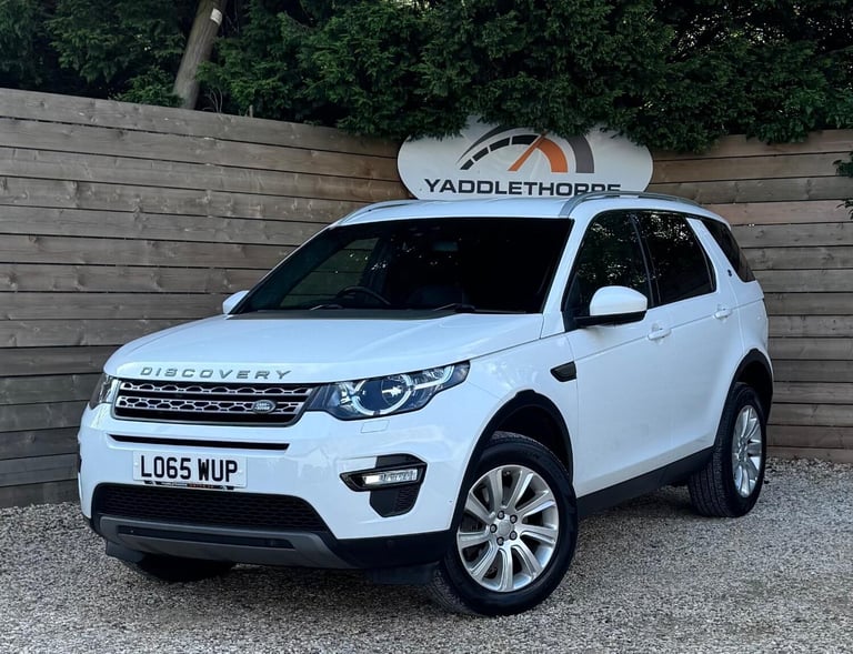 image for LAND ROVER DISCOVERY SPORT 2.0 TD4 SE Tech 2015