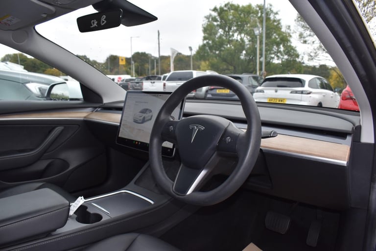 2021 Tesla Model 3 Standard Range Plus Auto RWD 4dr SALOON Electric Automatic